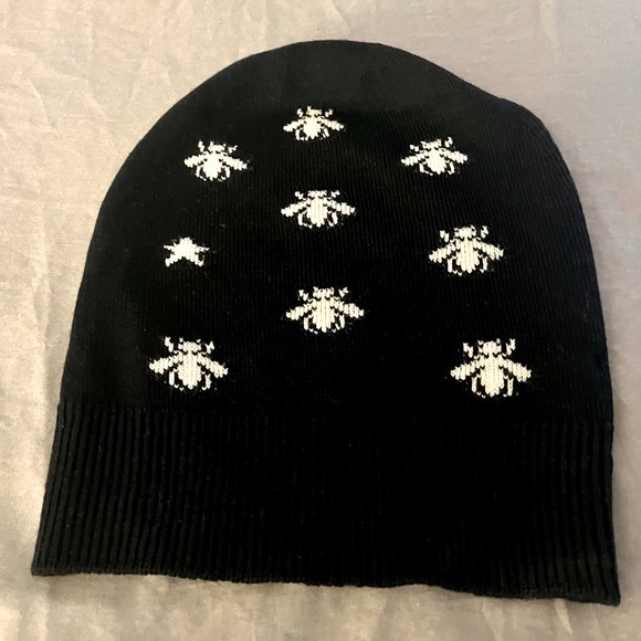 GUCCI Rare Bees and Stars Black Beanie - Picture 1 of 2